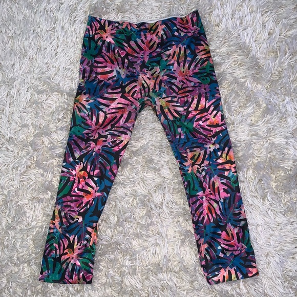 No Boundaries Pants - NO BOUNDARIES floral multi color leggings